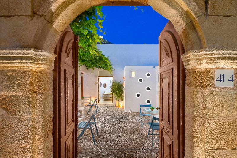 Lindos Citrin Studios