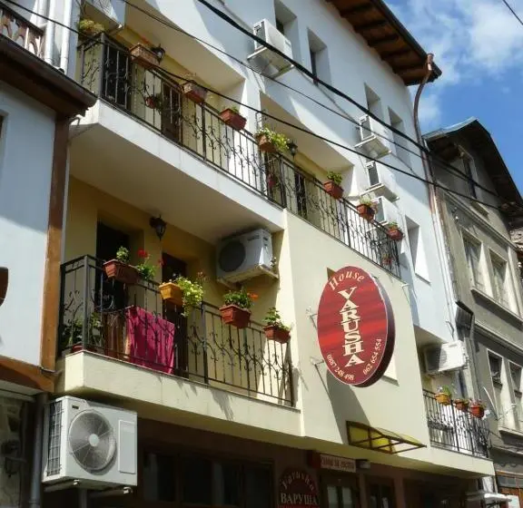 Family Hotel Varusha
