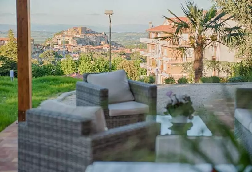 Hotelli Antica Quercia Villa & Spa