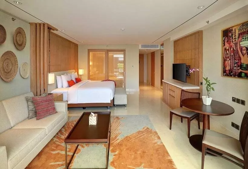 ホテル Aryaduta Bali