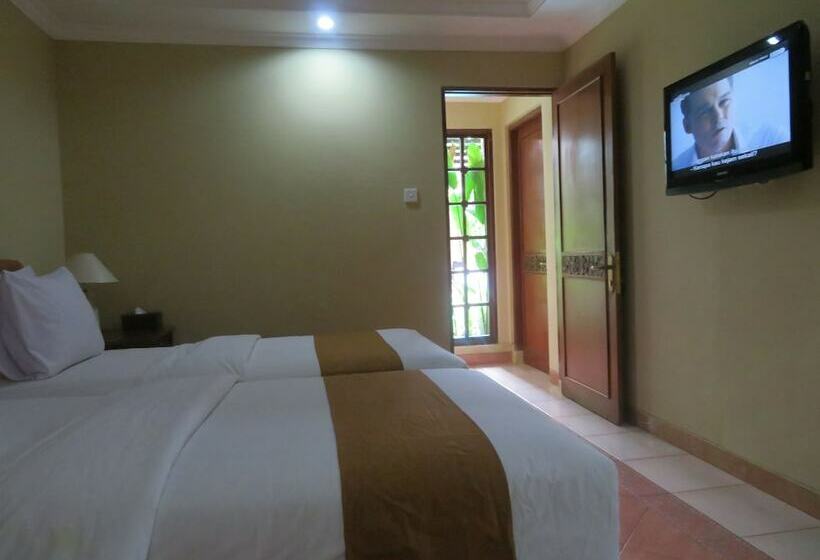 فندق Balira Airport