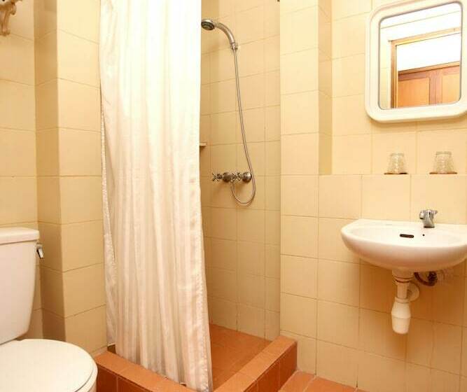 فندق Balira Airport