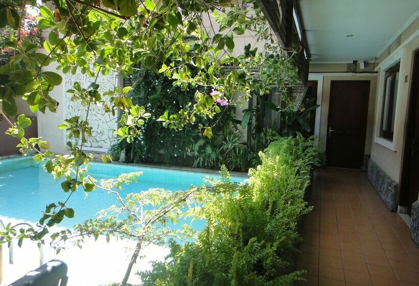 فندق Balira Airport