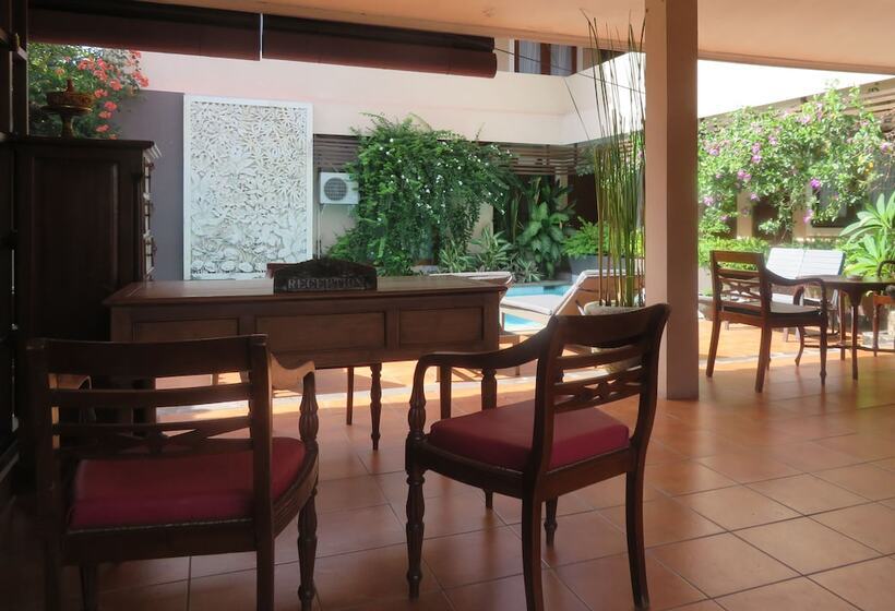 فندق Balira Airport