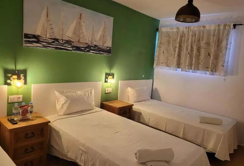 Hotelli Chabela S Hostel