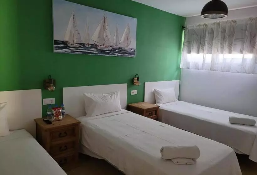 Hotelli Chabela S Hostel