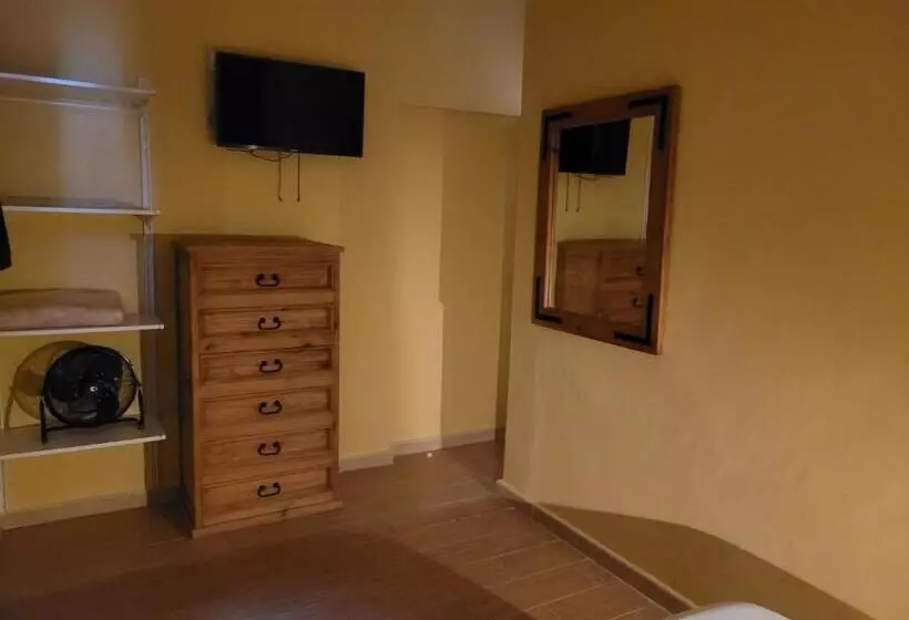 Hotelli Chabela S Hostel