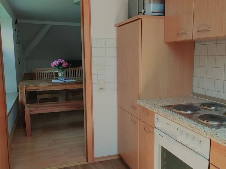 Dorfschänke Deggendorf Ferienwohnung,appartement,hotelzimmer