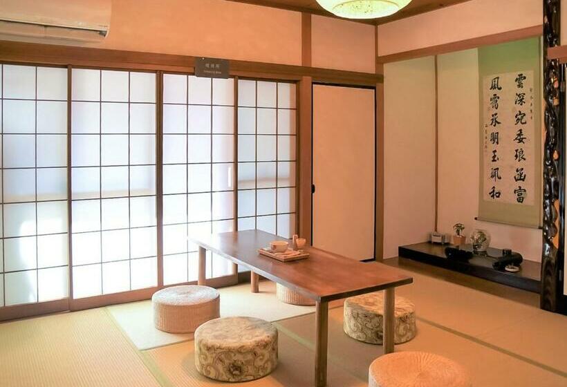 ホテル Guesthouse Hakuka