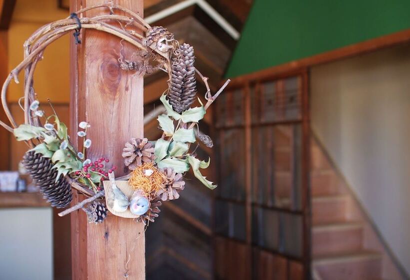 בית מלון כפרי Hida Takayama Guest House Tau   Hostel