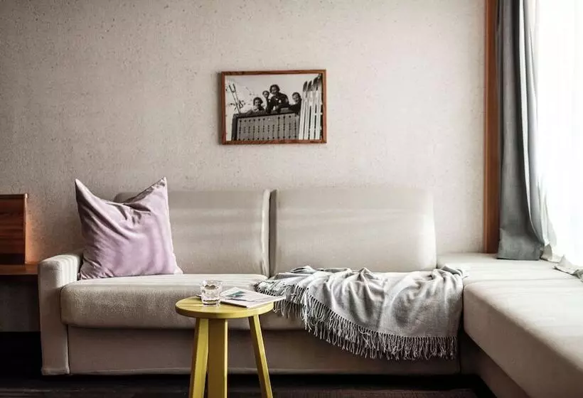 Hotelli La Paula Apartments & Suites