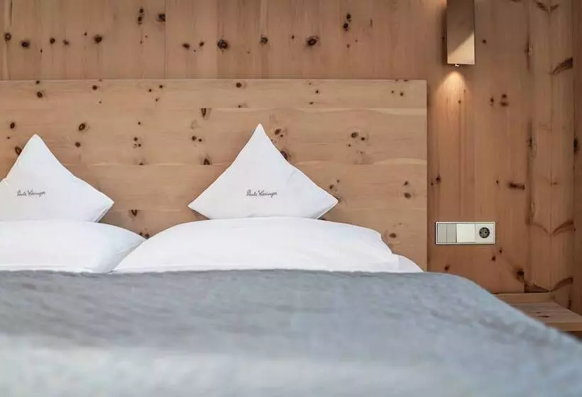 Hotelli La Paula Apartments & Suites
