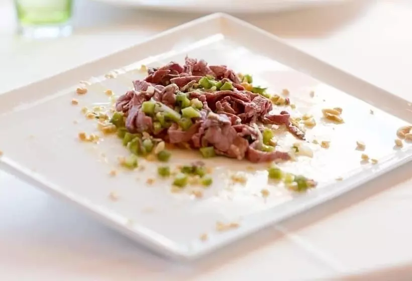 ホテル San Giacomo