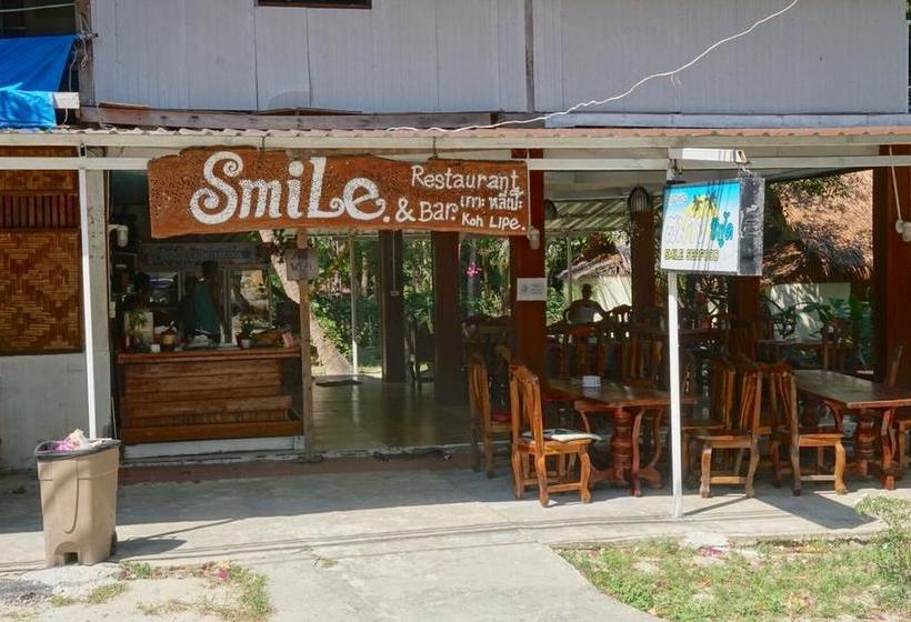 호텔 Smile Sunset Resort