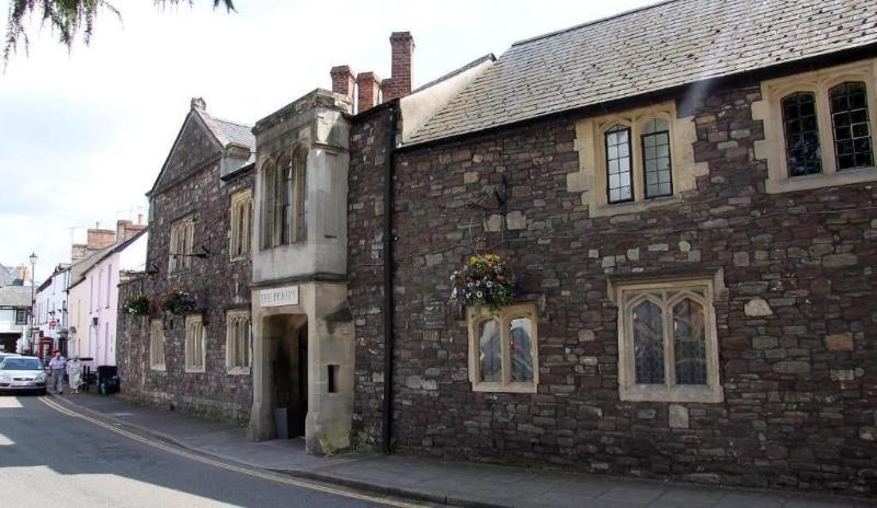 The Priory Hotel And Restaurant