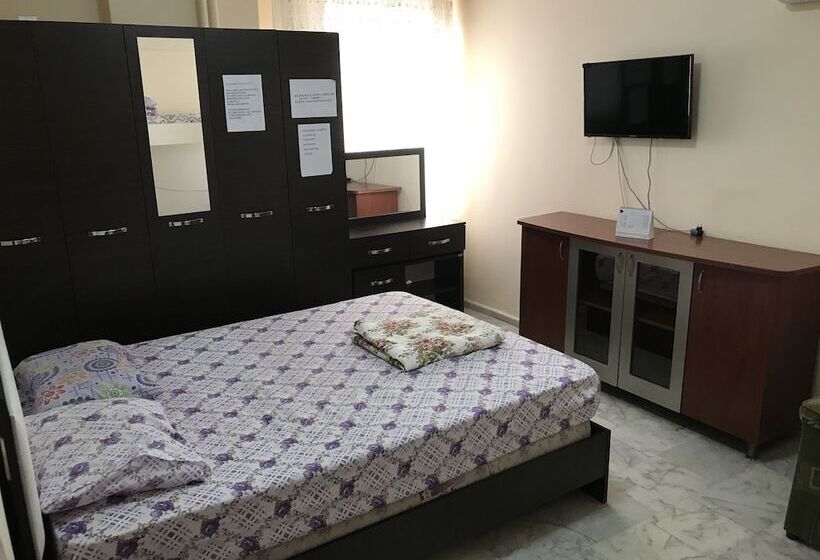 هتل Adana Hostel 1