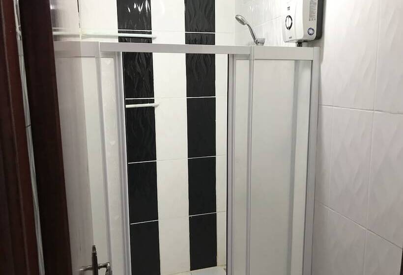 هتل Adana Hostel 1