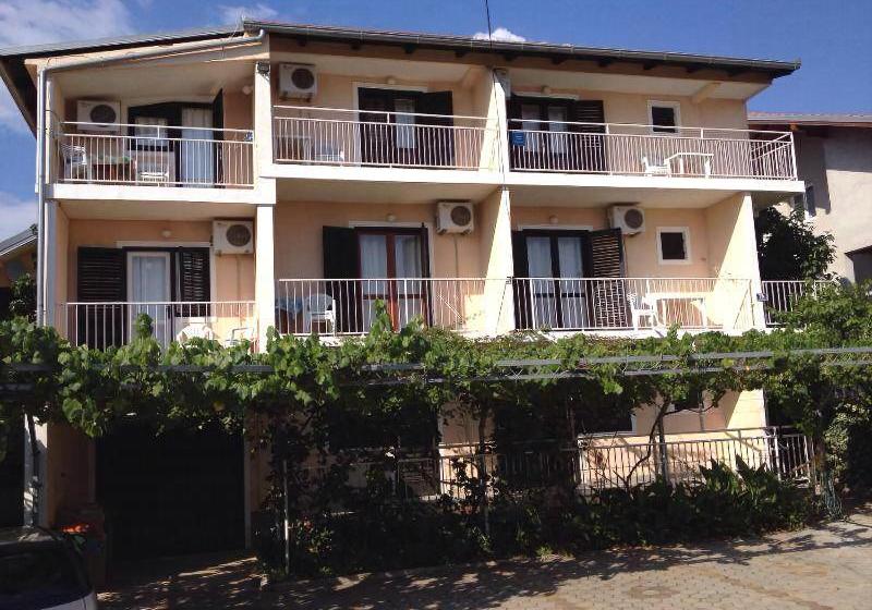 בית מלון כפרי Apartments Dali