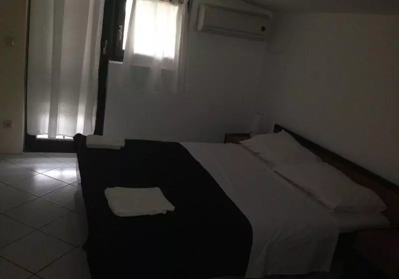 هتل Apartments Dali