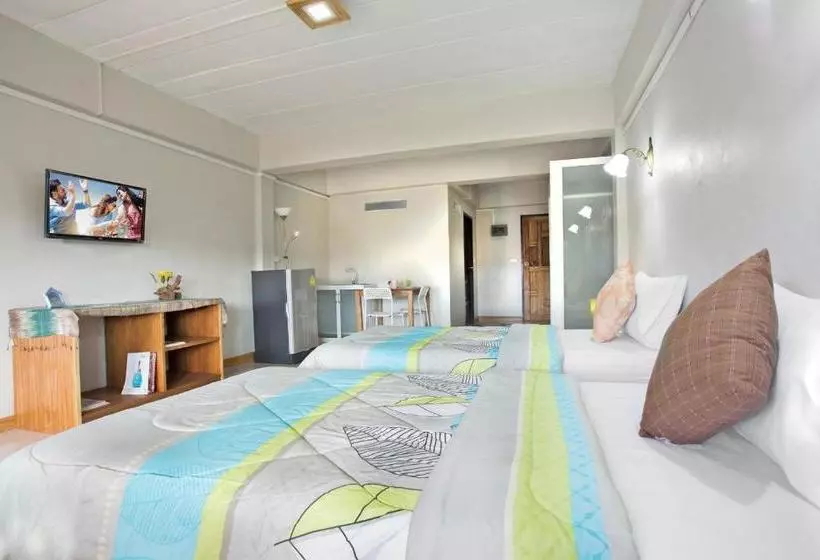 هتل Baan Bangrak Residence