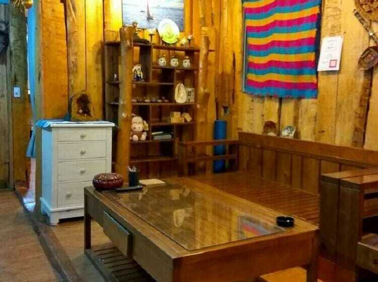 هتل Meet By Chance   Hostel