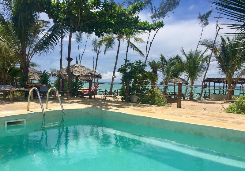 בית מלון כפרי Promised Land Lodge