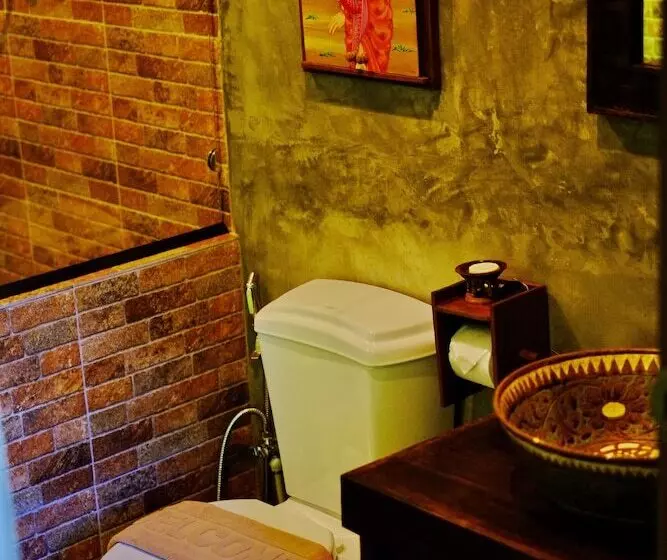 هتل Sawasdeesukhothai Resort