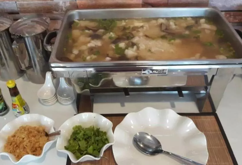 هتل Tawan Anda Garden