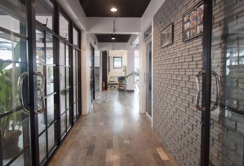 Fotos del hotel V1 Room:  2