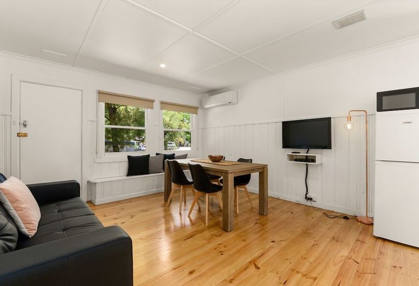 Отель Bright Riverside Holiday Park