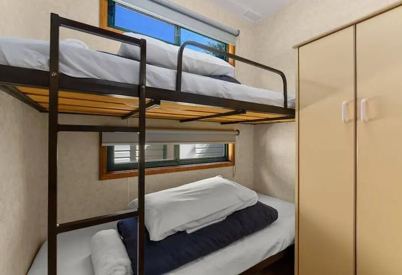 هتل Bright Riverside Holiday Park