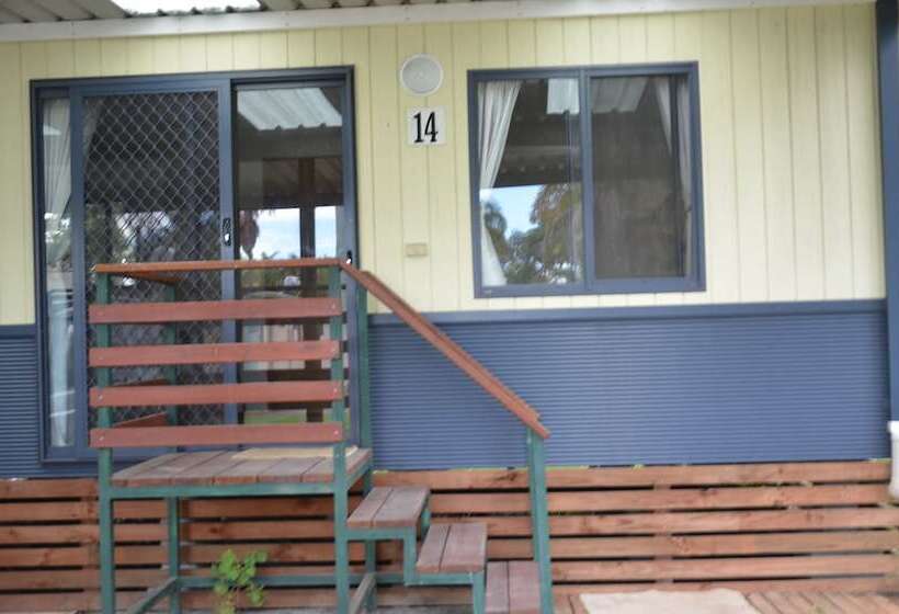 فندق Leisure Tourist Park