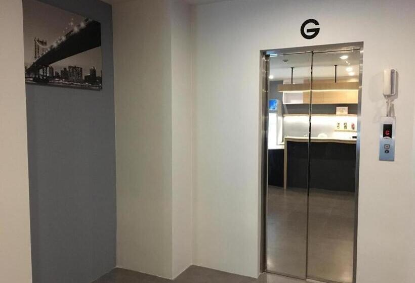 Hotel Mone Residence