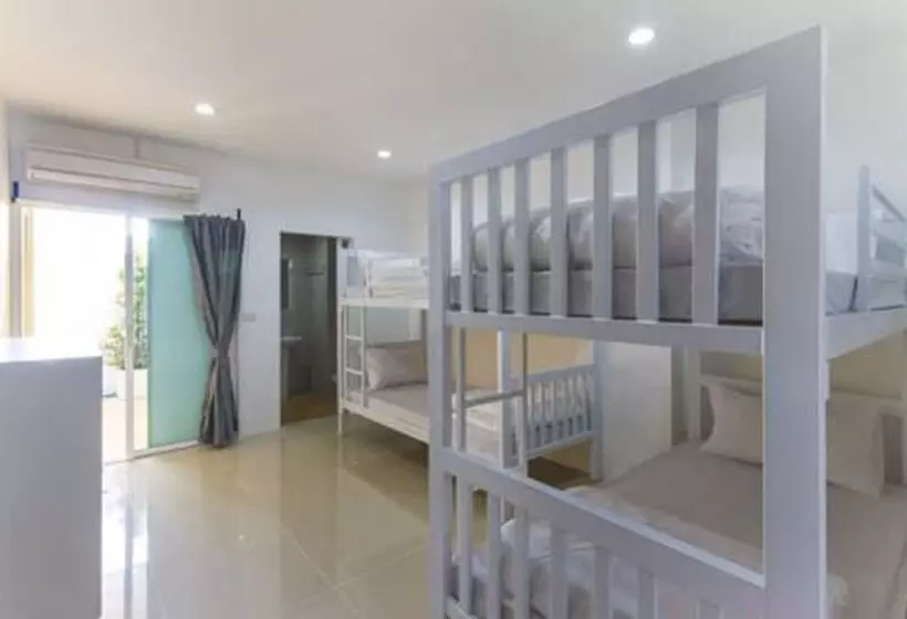 هتل Patch Suvarnabhumi Bangkok   Hostel