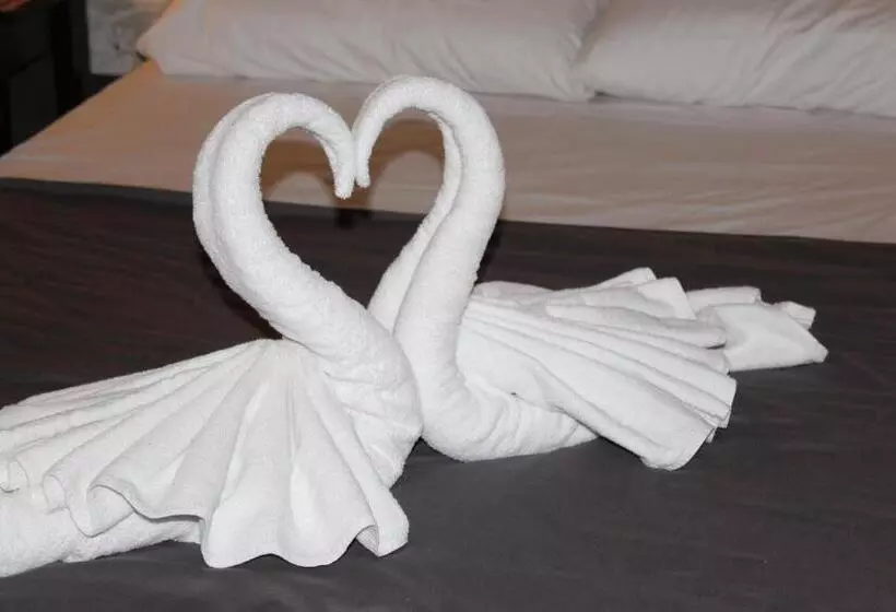 هتل Bcn Condal Hostal