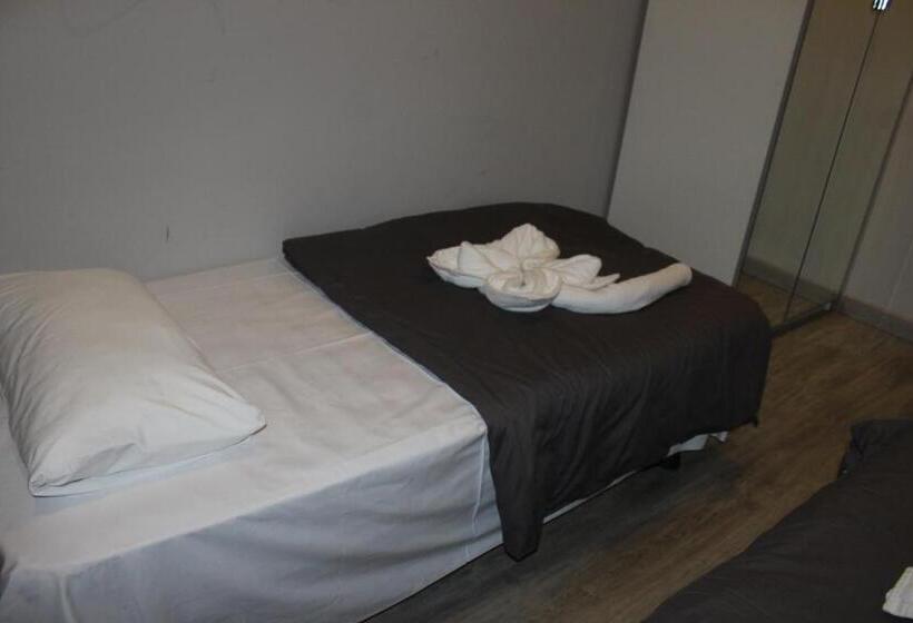 Отель Bcn Condal Hostal