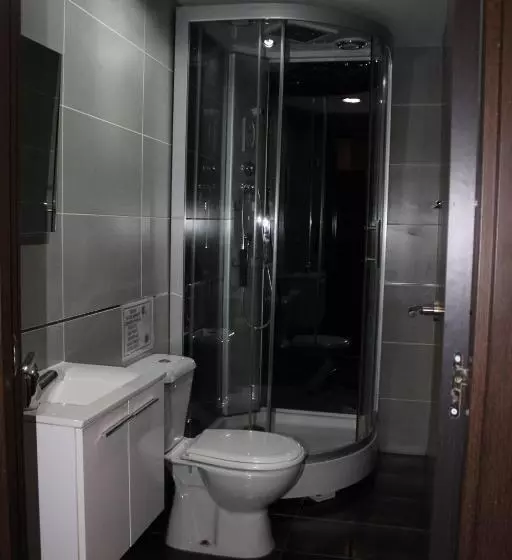 هتل Bcn Condal Hostal