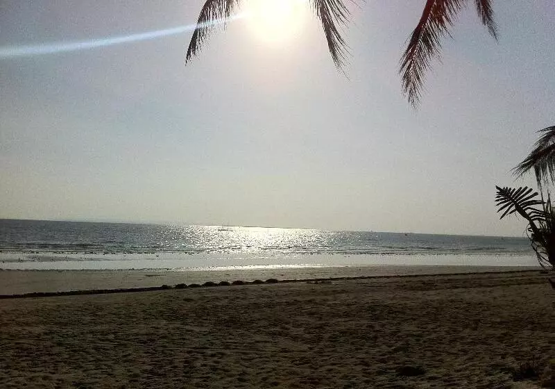 ホテル Beach Placid Resort & Restaurant