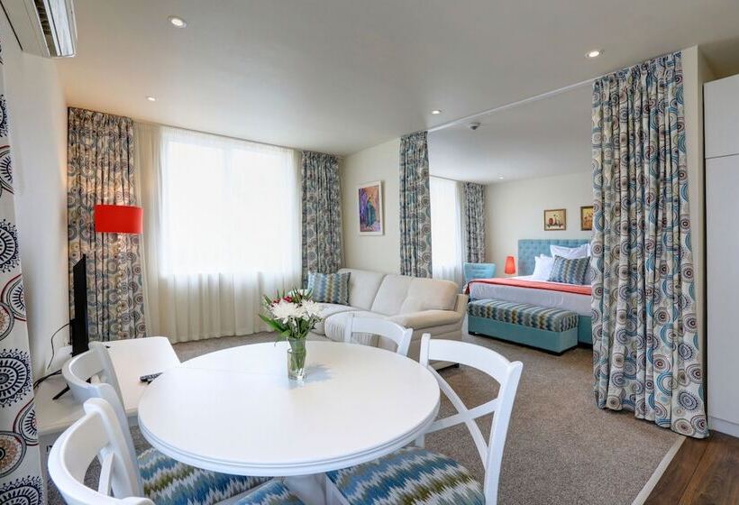 בית מלון כפרי City Boutique Inn