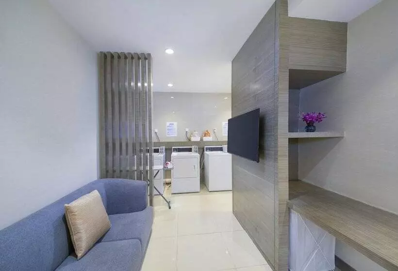 Hotelli Holiday Inn Express Guian Yungu, An Ihg