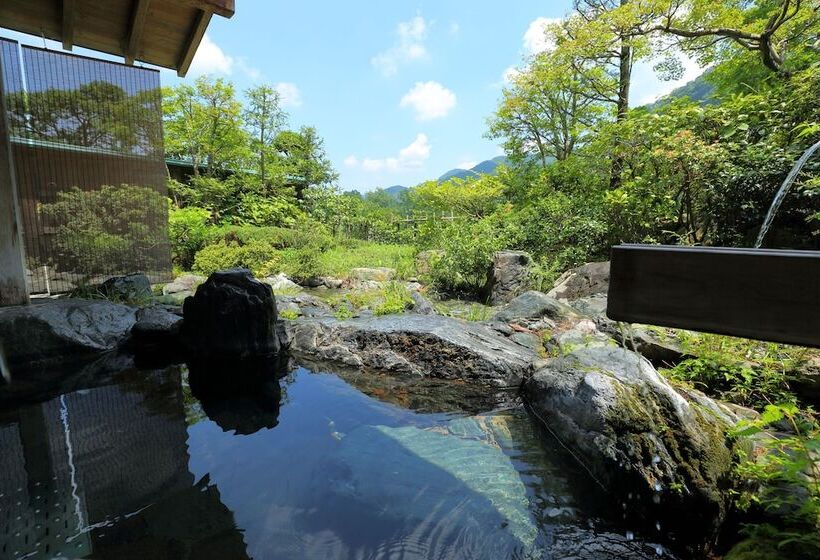 בית מלון כפרי Nagatoro Choseikan Ryokan