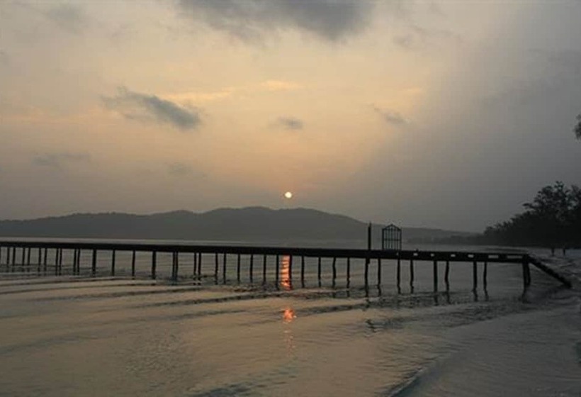 בית מלון כפרי Orchid Resort