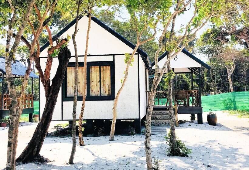 בית מלון כפרי Orchid Resort