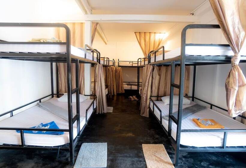 בית מלון כפרי Orchid Resort