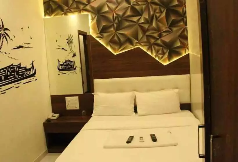 ホテル Palace Residency Near Lokmanya Tilak Terminus