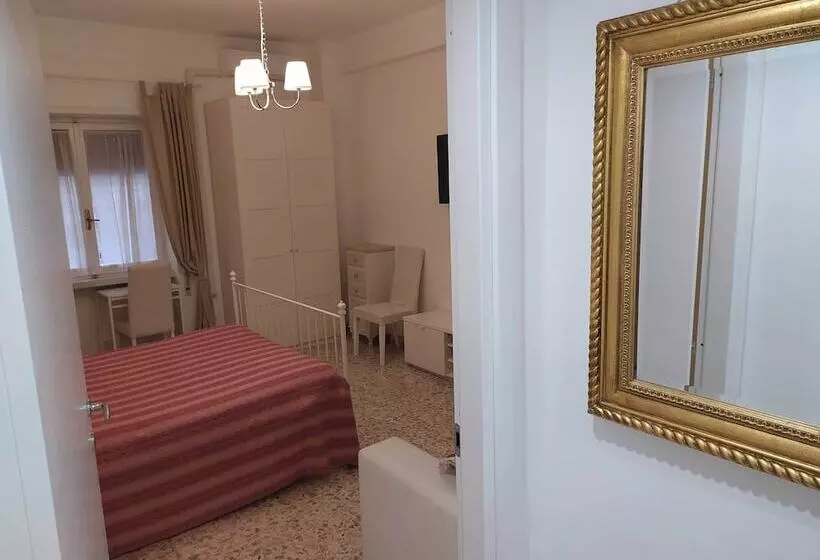 Hotel Sergio Tourist Rental Close Tiburtina Station