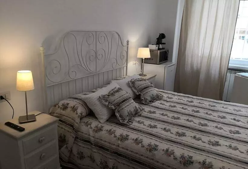 Hotel Sergio Tourist Rental Close Tiburtina Station