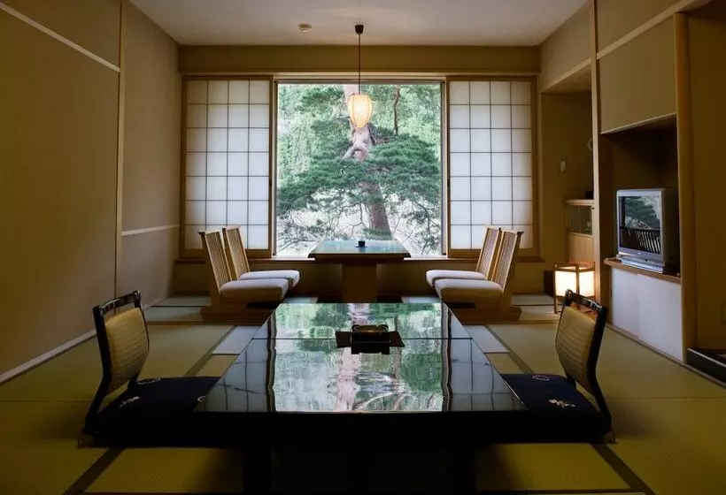 Hotelli Shogawa Onsen Furyu Midou Zashiki Yumetsuzuri