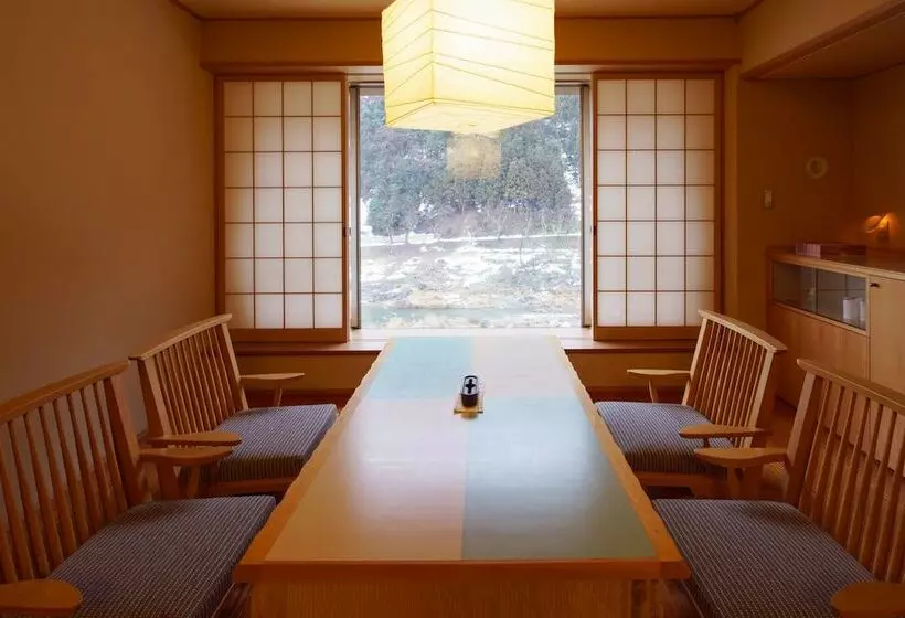 Hotelli Shogawa Onsen Furyu Midou Zashiki Yumetsuzuri