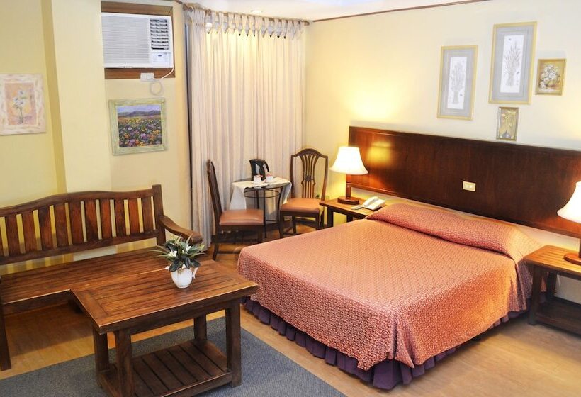 בית מלון כפרי Subic Park